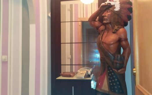 Fantástico piso reciente de 3 habitaciones con parking, piscina, padel y gimnasio